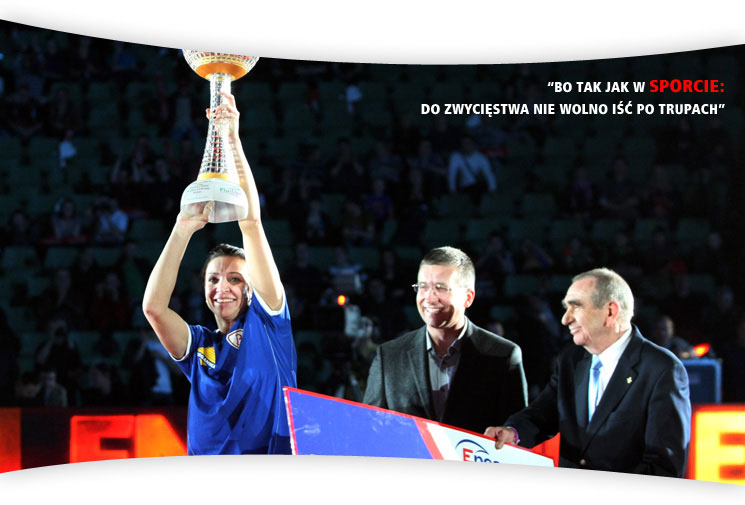 'bo tak jak w sporcie: do zwycięstwa nie wolno iść po trupac'